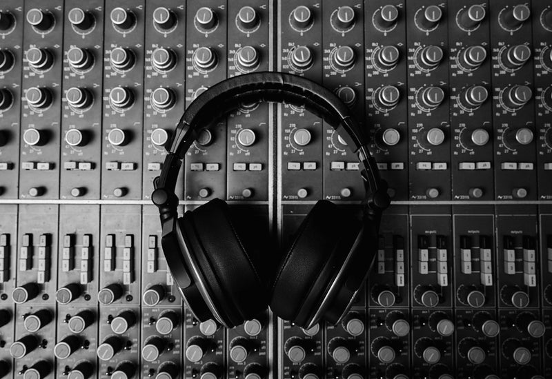 Explaining The Audio Frequency Spectrum: Bass, Mids, and Treble