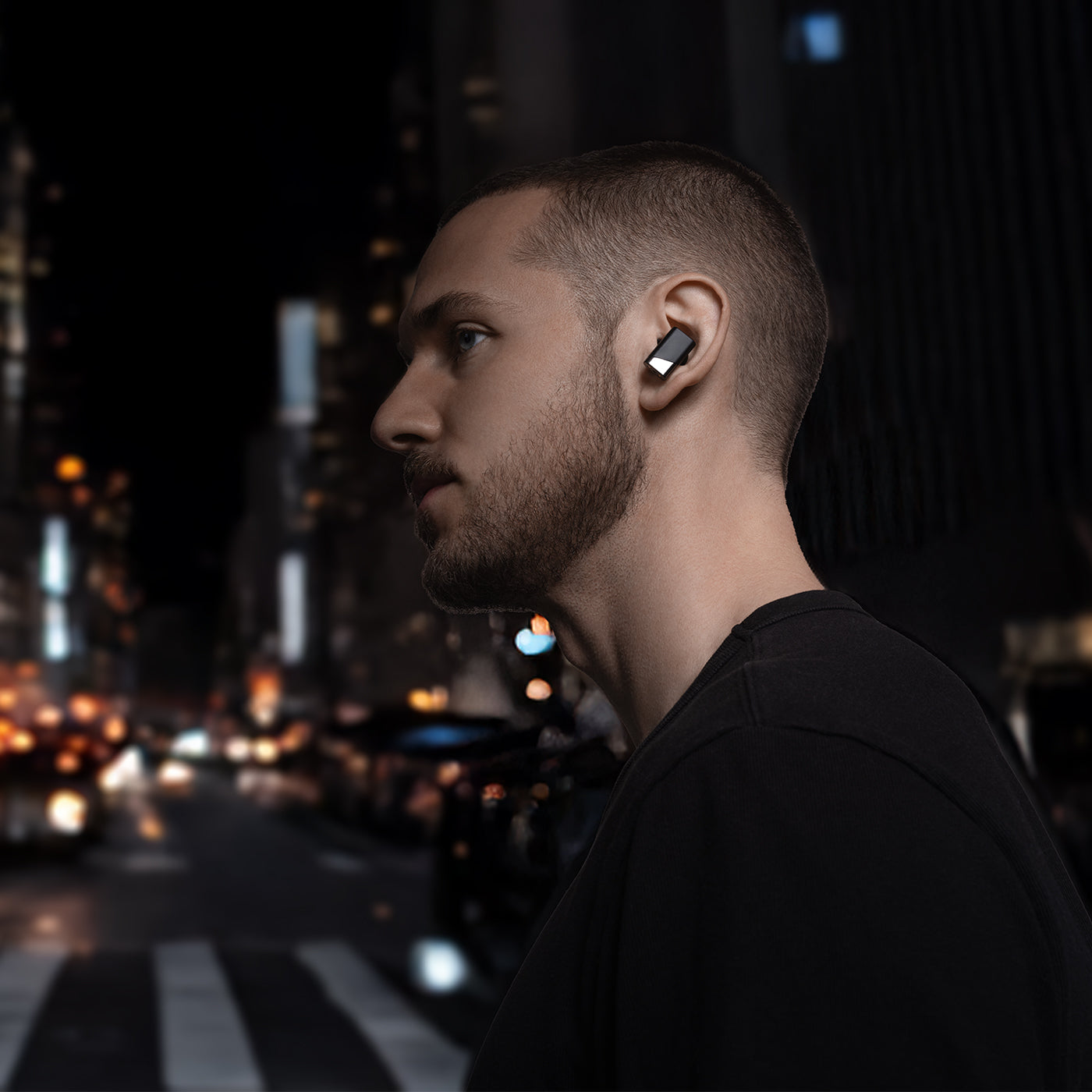 <h4><strong>Ambient mode</strong></h4><p>Hear what matters, when it matters.</p>